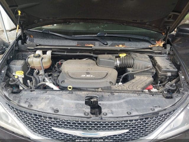 2018 CHRYSLER PACIFICA TOURING L PLUS 10