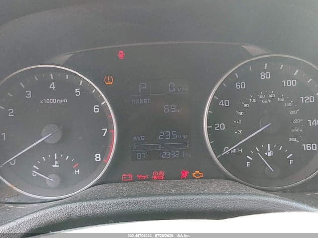 2017 HYUNDAI ELANTRA SE 7
