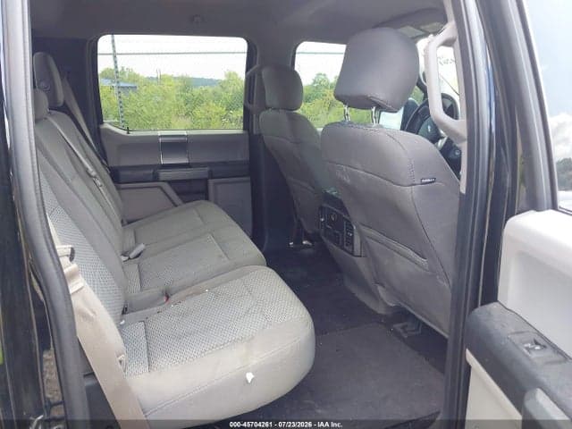 2017 FORD F-150 XLT 8