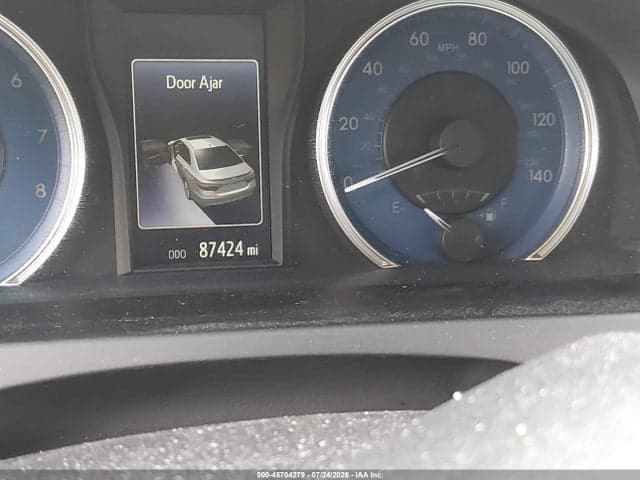 2017 TOYOTA CAMRY XLE 15