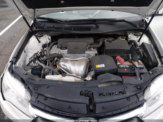 2017 TOYOTA CAMRY XLE 10