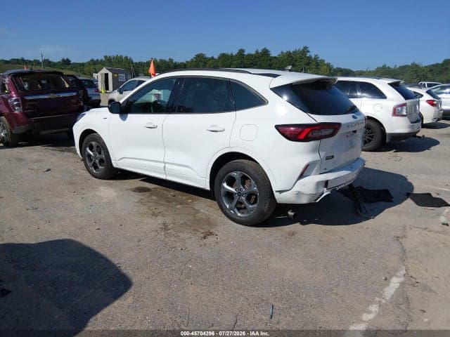 2023 FORD ESCAPE ST-LINE 3