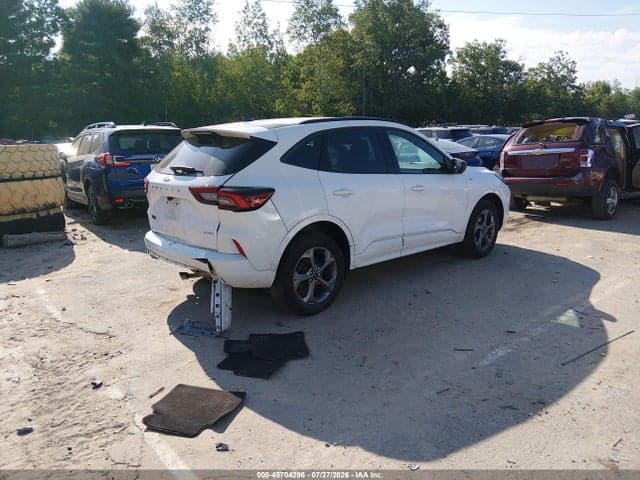 2023 FORD ESCAPE ST-LINE 4