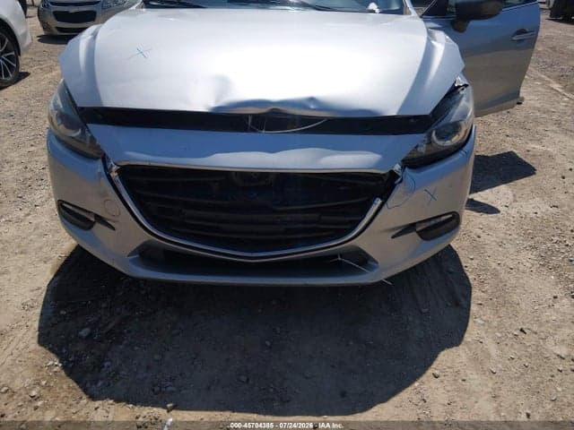 2018 MAZDA MAZDA3 TOURING 6
