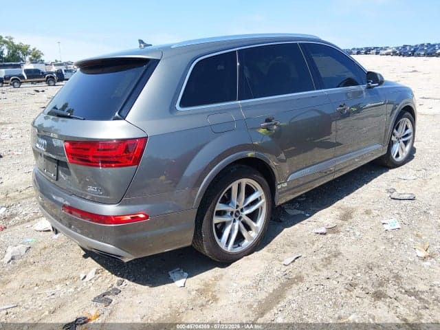 2017 AUDI Q7 3.0T PREMIUM 4