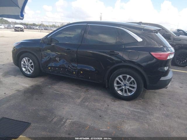 2022 FORD ESCAPE SE 3