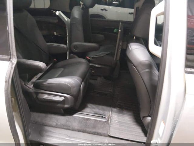 2026 KIA CARNIVAL MPV HYBRID SX PRESTIGE 8