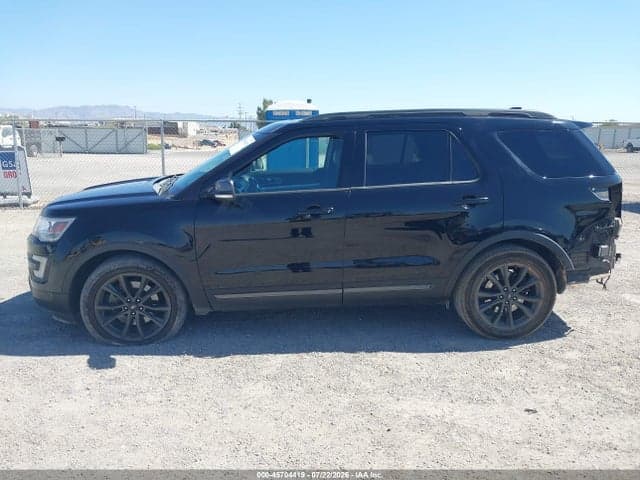 2017 FORD EXPLORER XLT 2