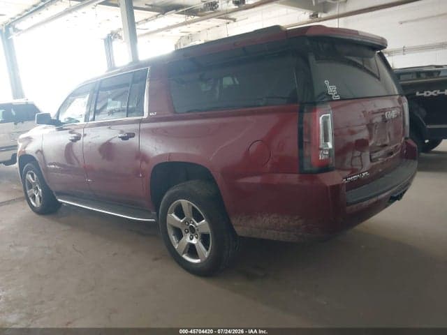 2017 GMC YUKON XL SLT 3