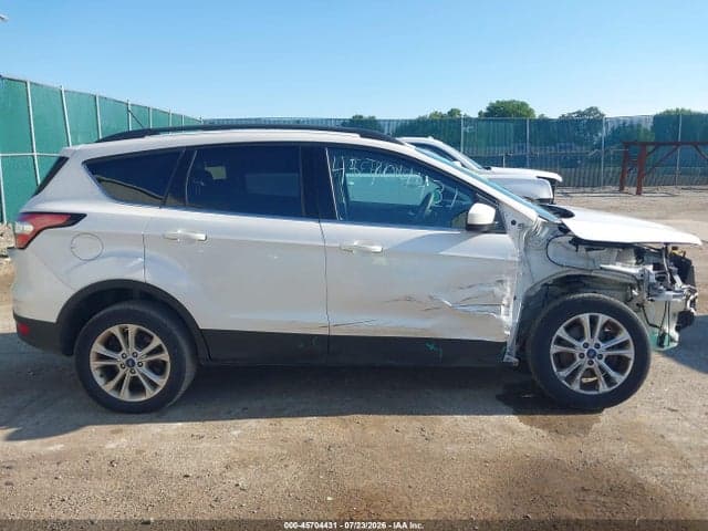 2018 FORD ESCAPE SE 13