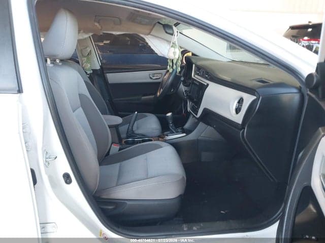 2018 TOYOTA COROLLA LE 5