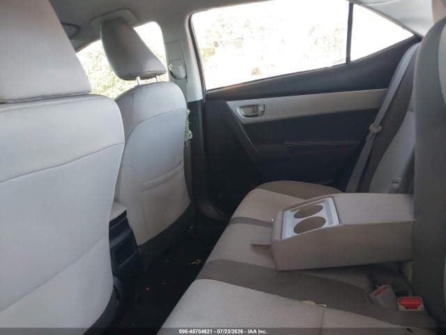 2018 TOYOTA COROLLA LE 8