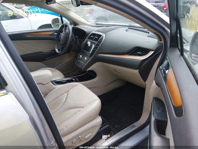2017 LINCOLN MKC SELECT 5
