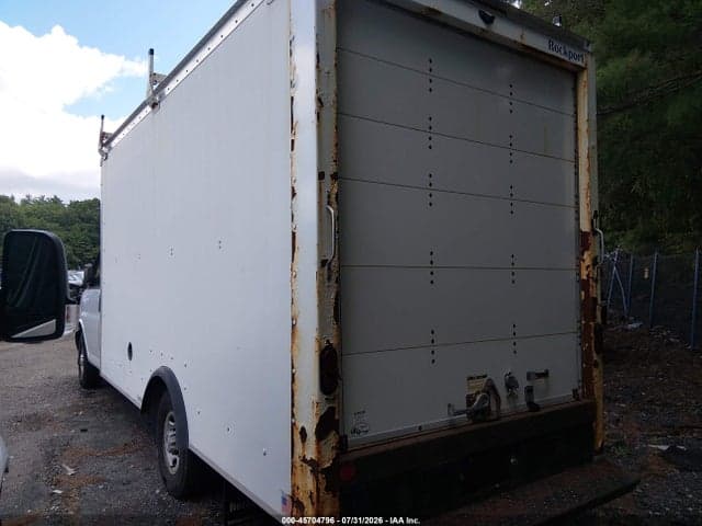 2019 CHEVROLET EXPRESS CUTAWAY 4500 VAN 3