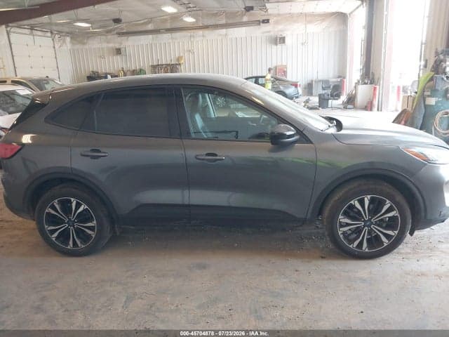 2022 FORD ESCAPE SEL 13