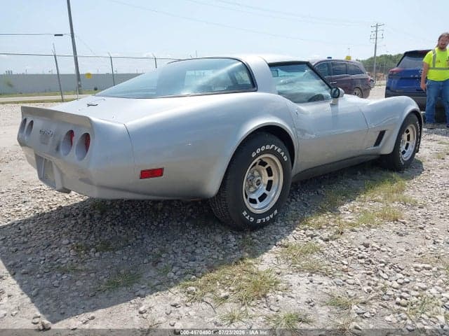 1981 CHEVROLET CORVETTE 4