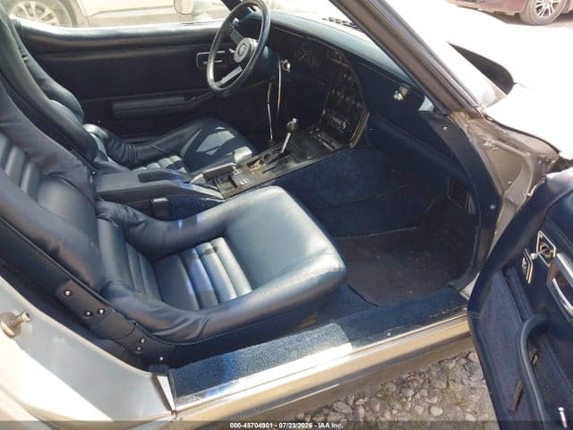 1981 CHEVROLET CORVETTE 5