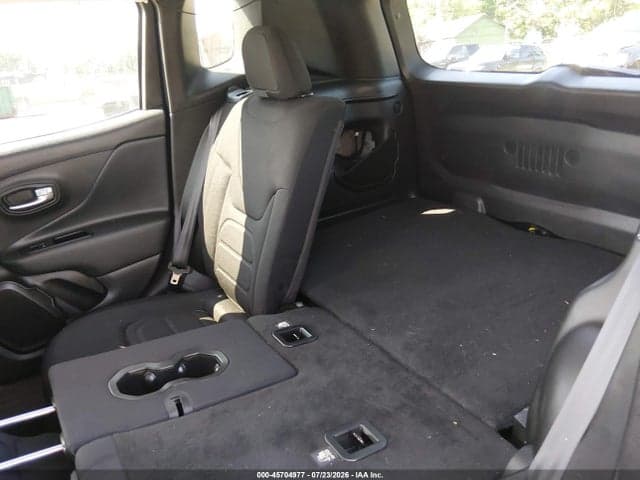 2022 JEEP RENEGADE LATITUDE 4X4 17