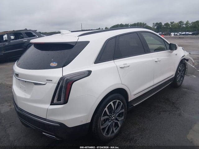 2021 CADILLAC XT5 AWD SPORT 4