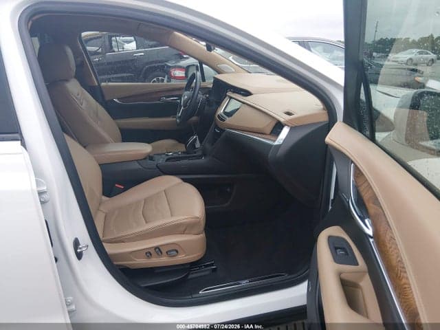 2021 CADILLAC XT5 AWD SPORT 5