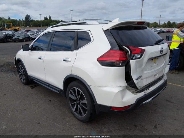 2017 NISSAN ROGUE SL 3