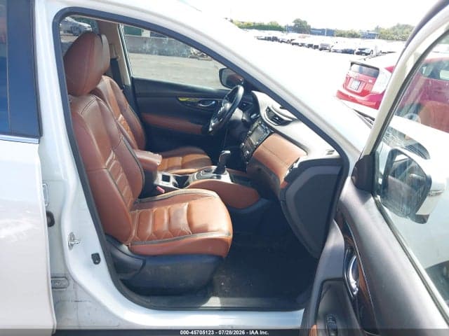 2017 NISSAN ROGUE SL 5