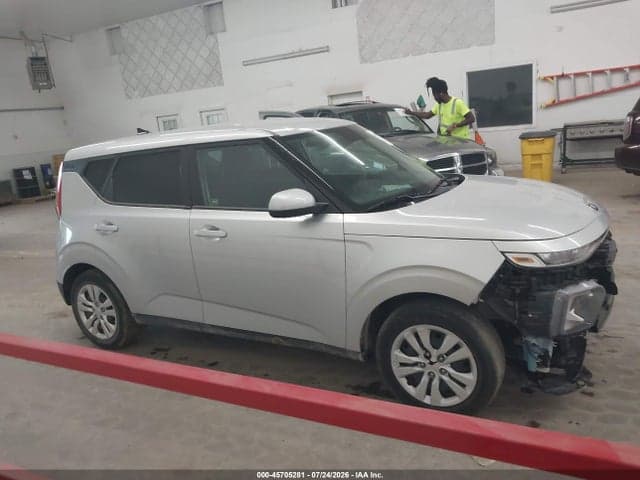 2020 KIA SOUL LX 12