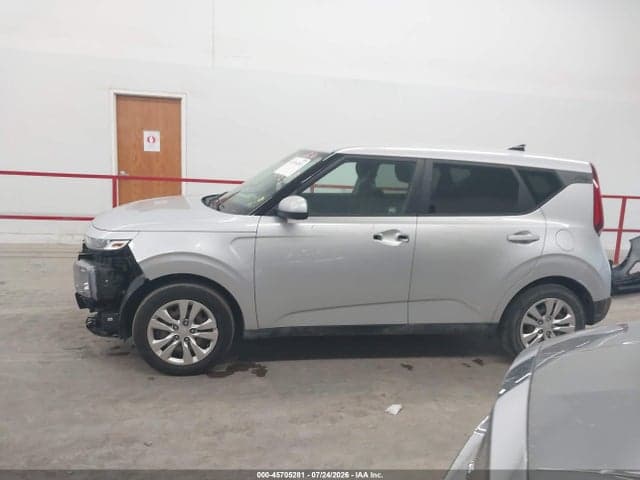 2020 KIA SOUL LX 13