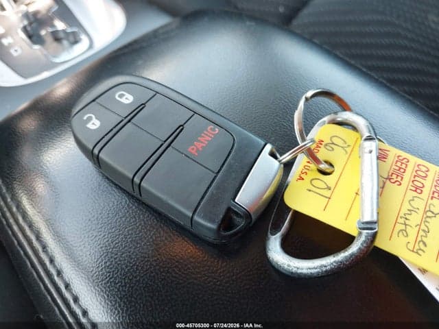 2019 DODGE JOURNEY SE 11