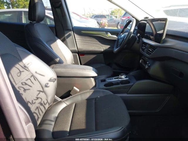 2025 FORD ESCAPE PHEV 5
