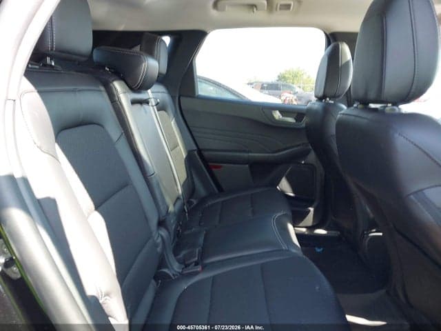 2025 FORD ESCAPE PHEV 8