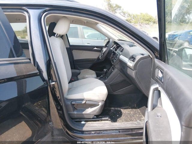 2018 VOLKSWAGEN TIGUAN 2.0T S 5