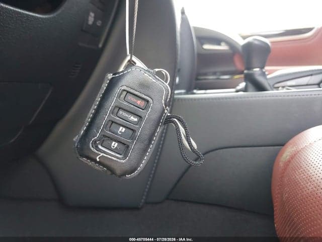 2021 LEXUS LX 570 THREE-ROW 11
