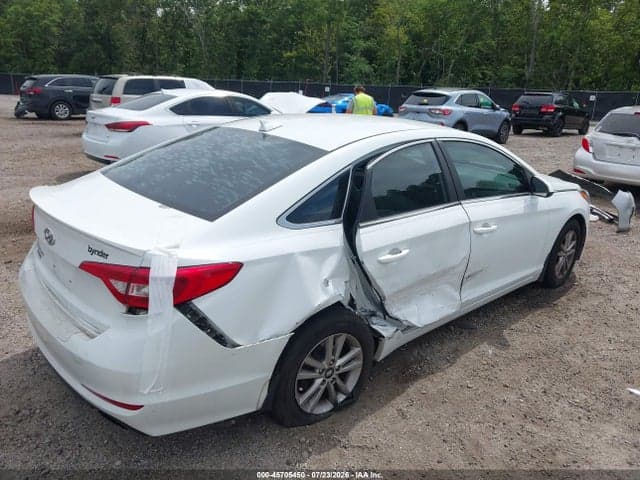 2017 HYUNDAI SONATA SE 4