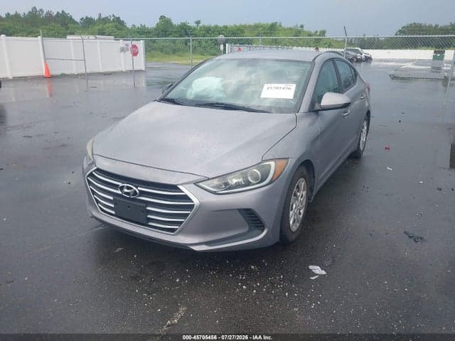 2017 HYUNDAI ELANTRA SE 2
