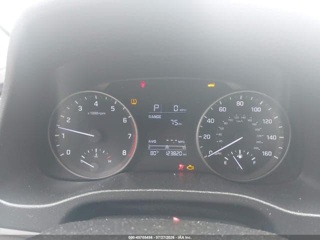 2017 HYUNDAI ELANTRA SE 7