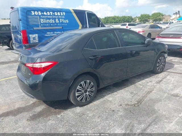 2018 TOYOTA COROLLA LE 4