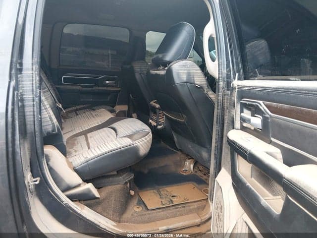 2022 RAM 3500 LARAMIE 4X4 8' BOX 4
