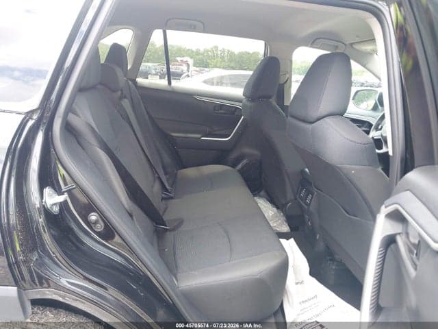 2025 TOYOTA RAV4 LE 8