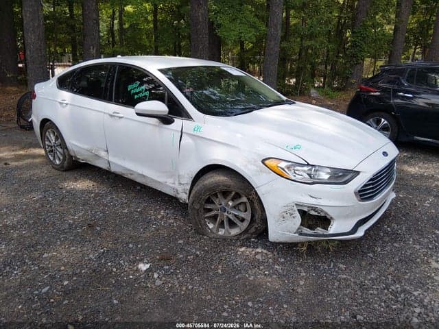 2019 FORD FUSION SE 1