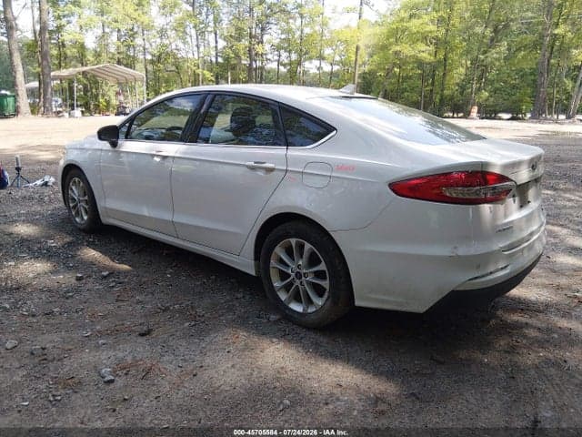 2019 FORD FUSION SE 3