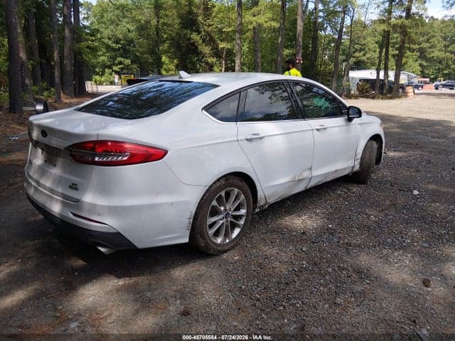 2019 FORD FUSION SE 4