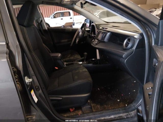 2018 TOYOTA RAV4 XLE 5