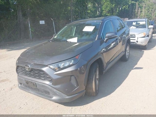 2021 TOYOTA RAV4 LE 2