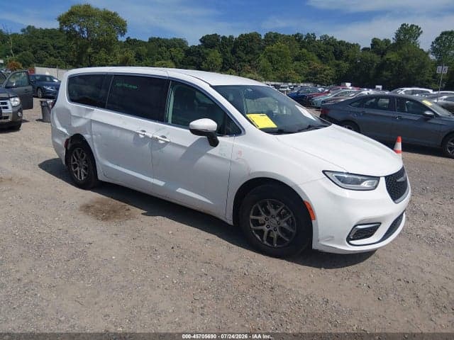 2023 CHRYSLER PACIFICA TOURING L 1