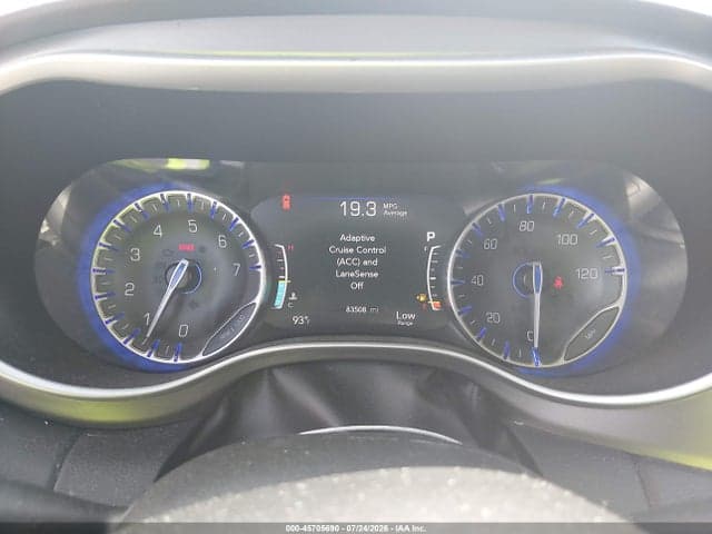 2023 CHRYSLER PACIFICA TOURING L 7