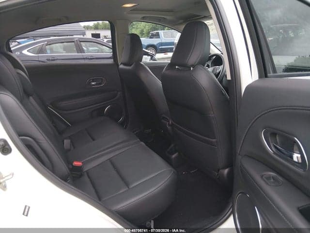 2019 HONDA HR-V EX-L 8