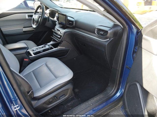 2021 FORD EXPLORER XLT 5