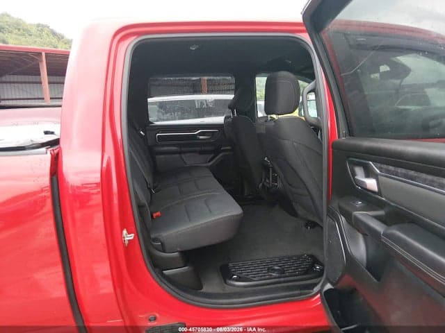 2024 RAM 1500 BIG HORN 4X4 6'4 BOX 8