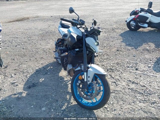 2025 YAMAHA MTN690 - 1